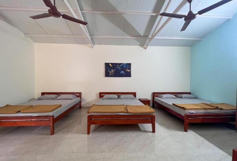 منتجع Gandhada Goodu Retreat