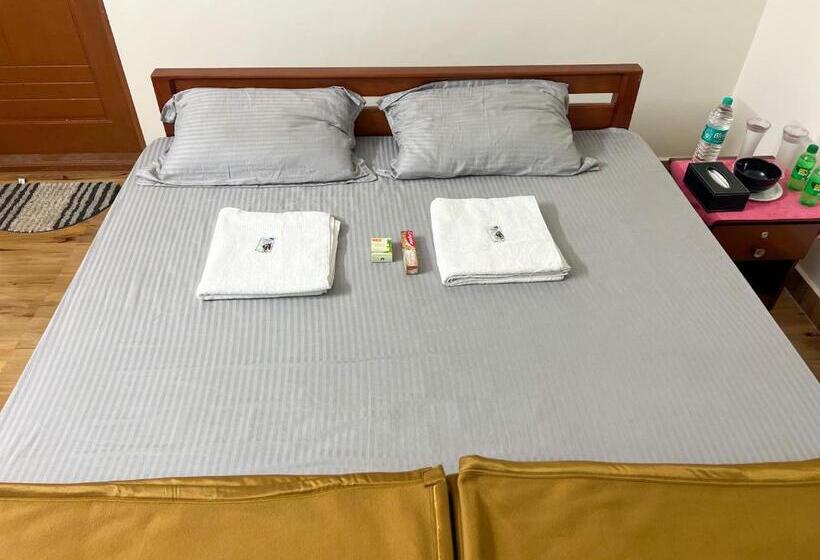 منتجع Gandhada Goodu Retreat