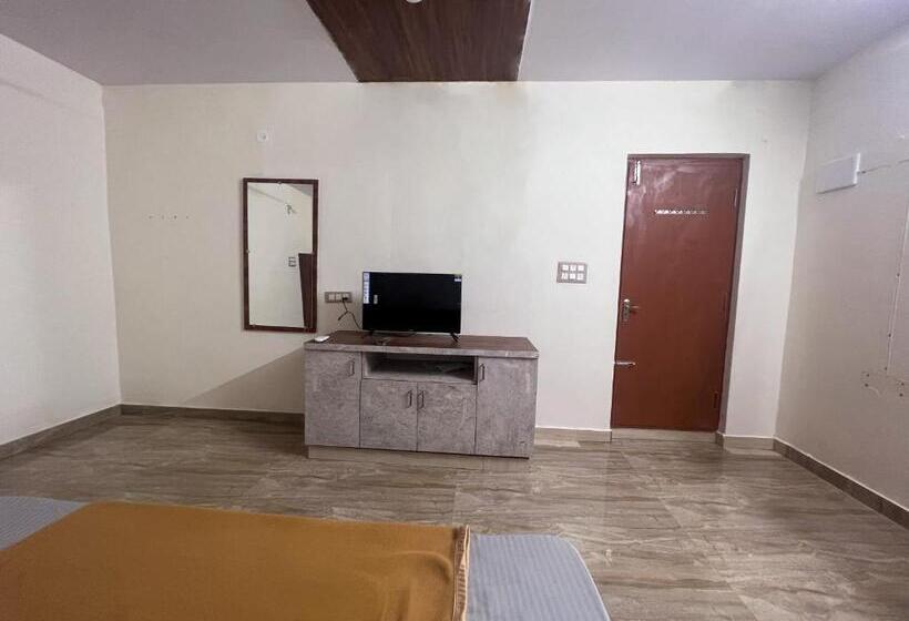 منتجع Gandhada Goodu Retreat