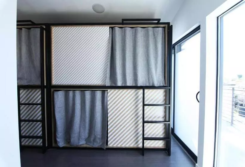 هاستل Haven Coliving