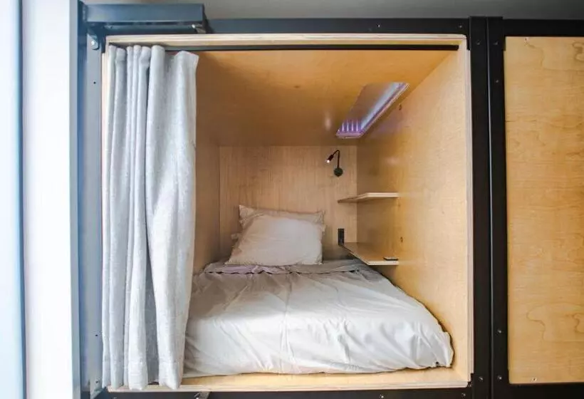 هاستل Haven Coliving