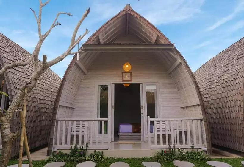 Retkeilymaja Kj Klumpu Wooden Style Guest House At Canggu
