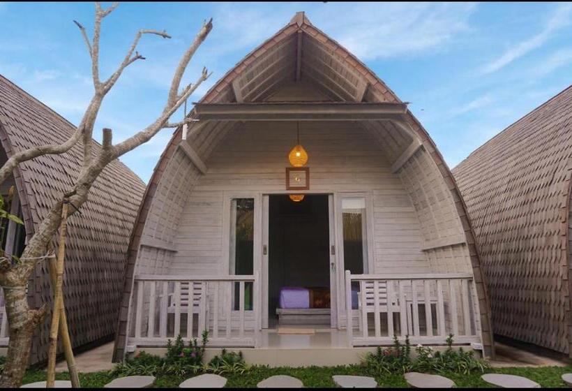 Общежитие Kj Klumpu Wooden Style Guest House At Canggu