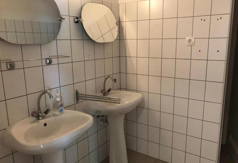 Beach Hostel Balatonboglár