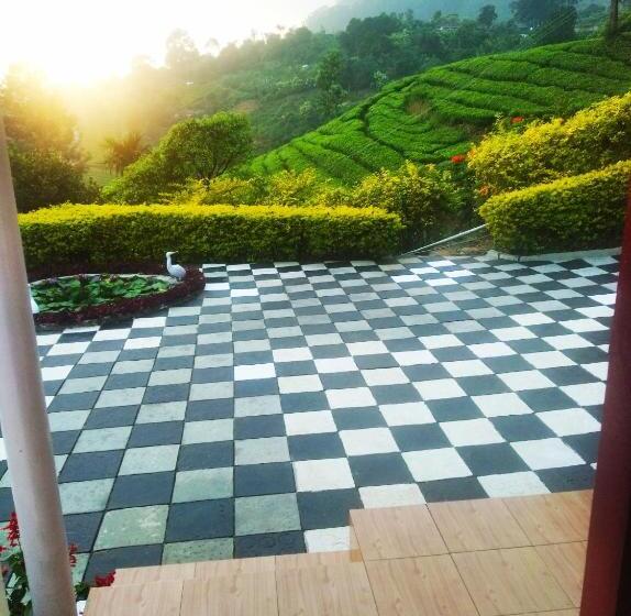 ベッドアンドブレックファースト Blackcherry Munnar