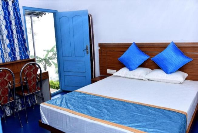 ベッドアンドブレックファースト Blackcherry Munnar