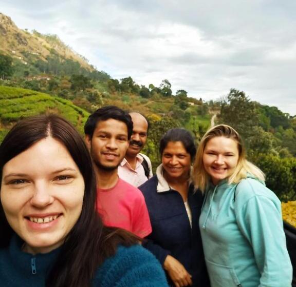 ベッドアンドブレックファースト Blackcherry Munnar