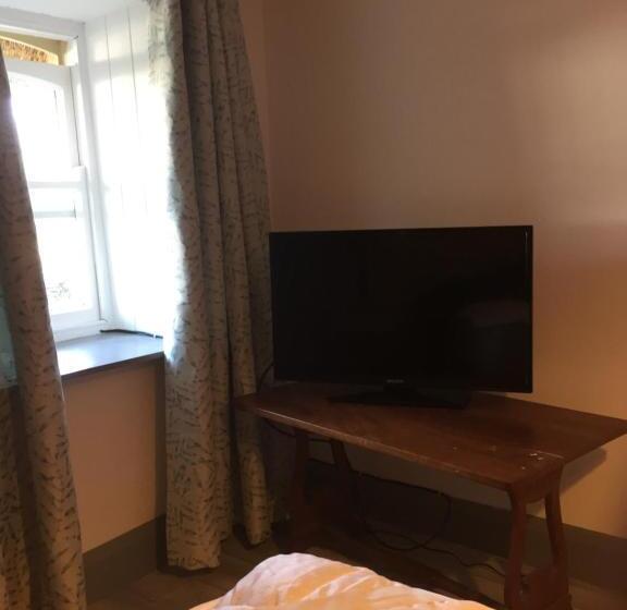 ベッドアンドブレックファースト Bridge Cottage