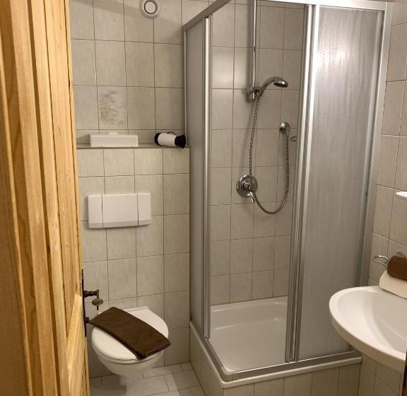 تختخواب و صبحانه Chalet Elfriede