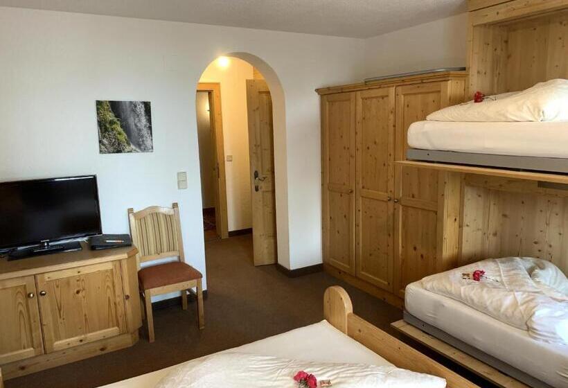 تختخواب و صبحانه Chalet Elfriede