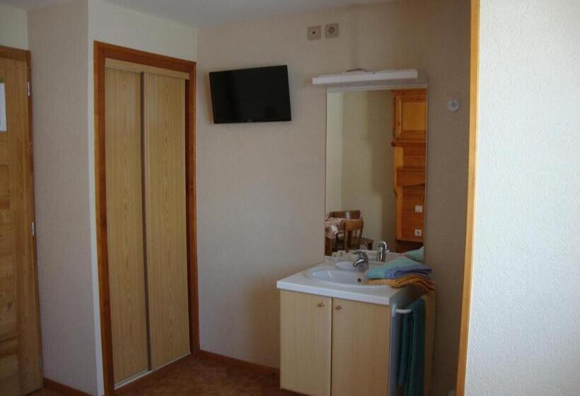 تختخواب و صبحانه Chante Le Vent