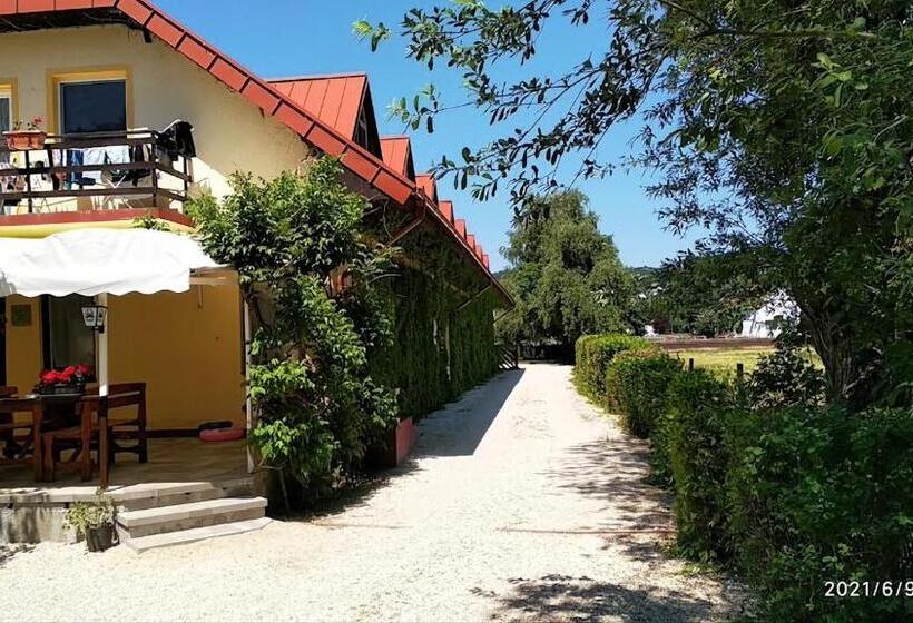 Bed and Breakfast Eldoradó Fogadó és Kemping