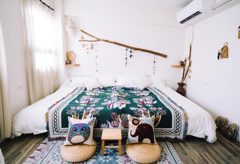 تختخواب و صبحانه 禾田遇民宿 Hetianyu