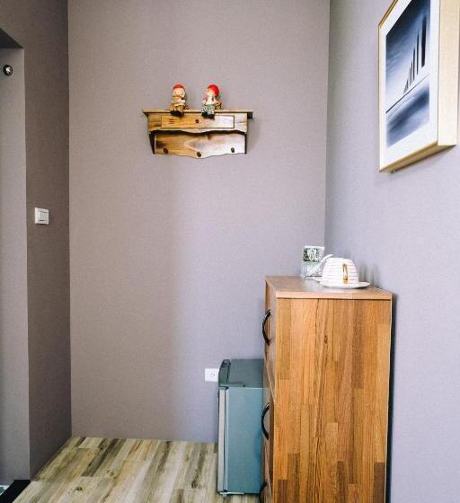 تختخواب و صبحانه 禾田遇民宿 Hetianyu