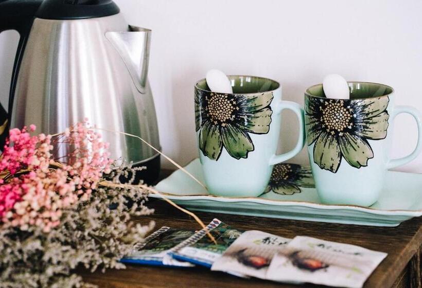 تختخواب و صبحانه 禾田遇民宿 Hetianyu