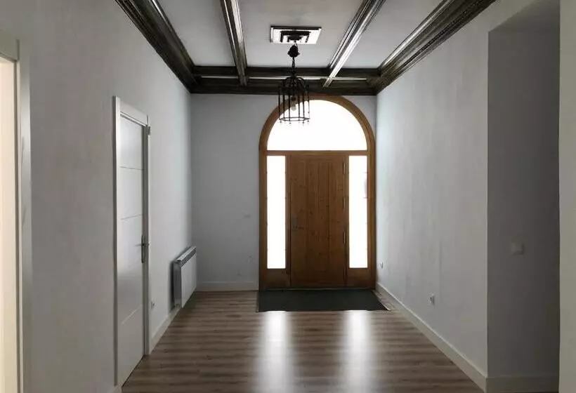 ベッドアンドブレックファースト La Maison Del Gállego