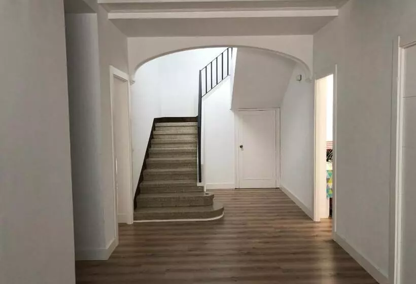 ベッドアンドブレックファースト La Maison Del Gállego