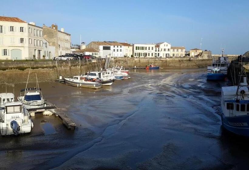 住宿加早餐  Les Jardins De Clerjotte