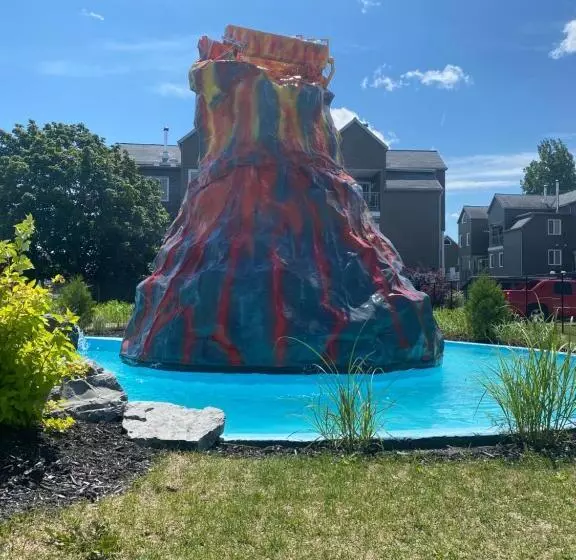 Condo Avec Parc Aquatique !