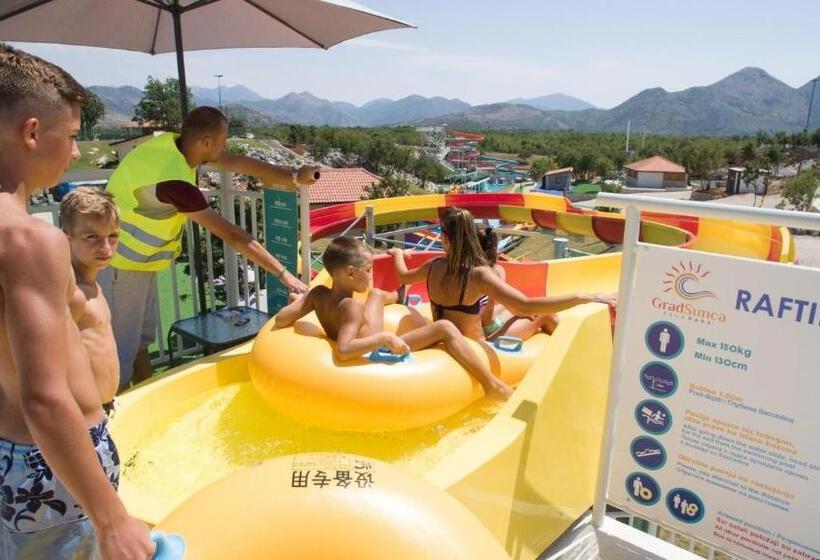 Grad Sunca Resort
