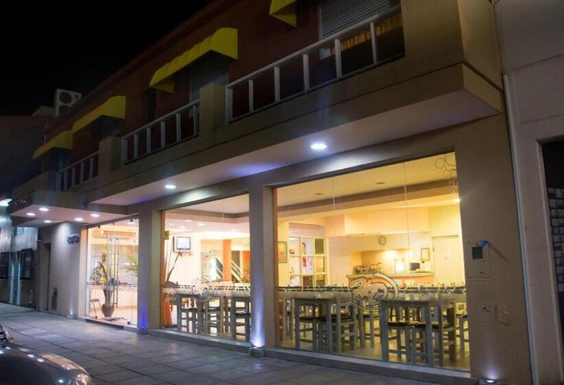 酒店 9 De Diciembre