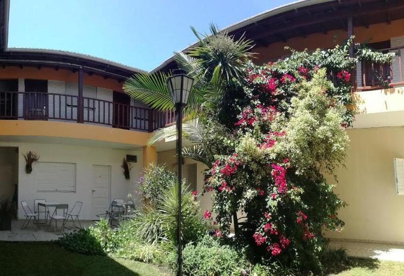 酒店 9 De Diciembre