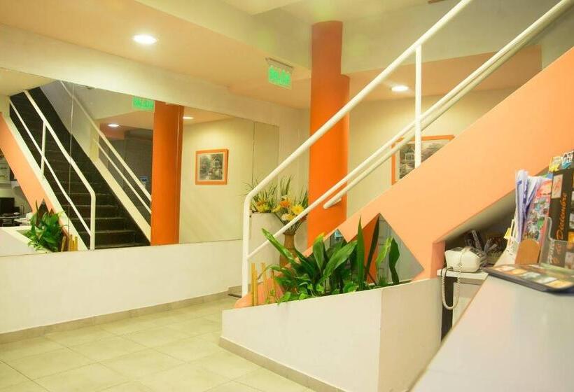 酒店 9 De Diciembre