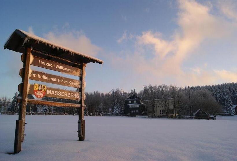 فندق Haus Oberland