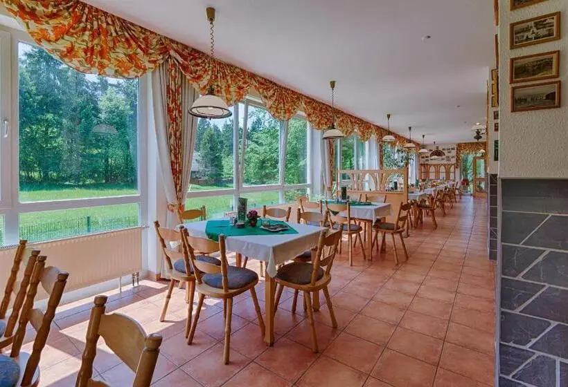 Hotelli Haus Oberland