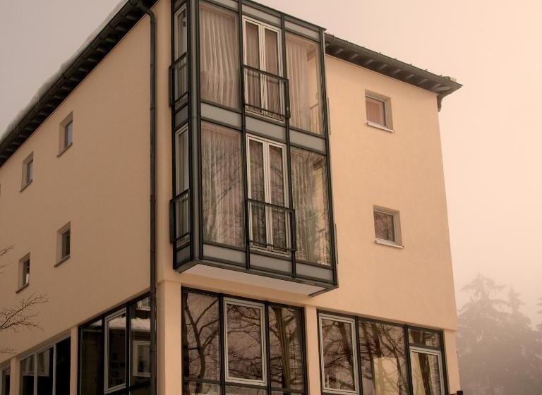 فندق Haus Oberland