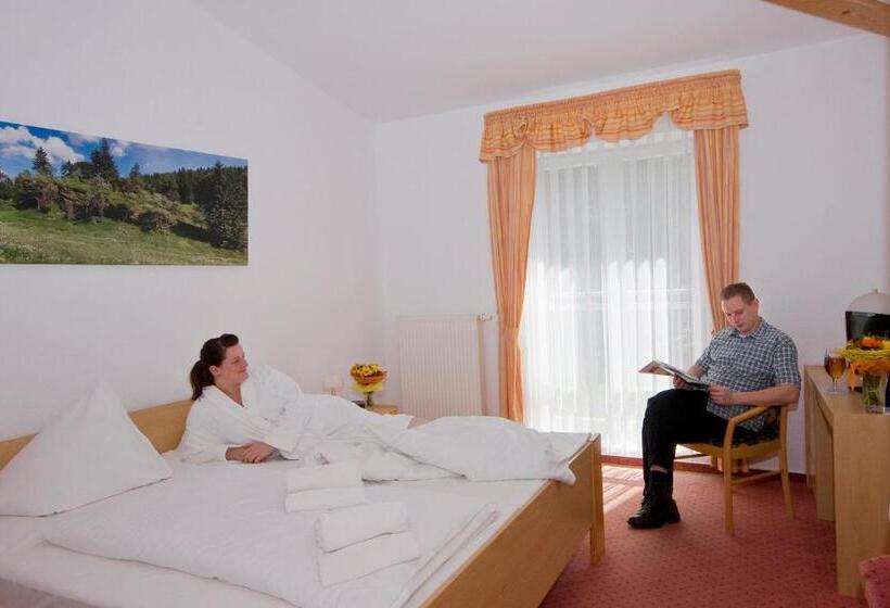 فندق Haus Oberland