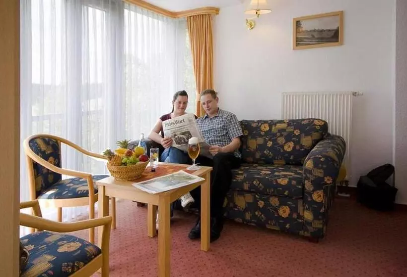 Hotelli Haus Oberland