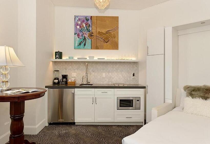 Отель Independence Square 310, Chic, Remodeled Studio W/ Great Location In Aspen, A/c, & Kitchenette