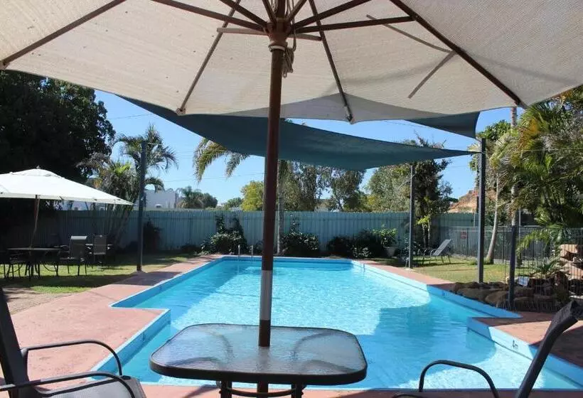 هتل Mt Isa Caravan Park