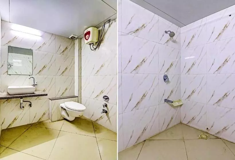 هتل Oyo Rishta And Jahan Banquet And Rooms