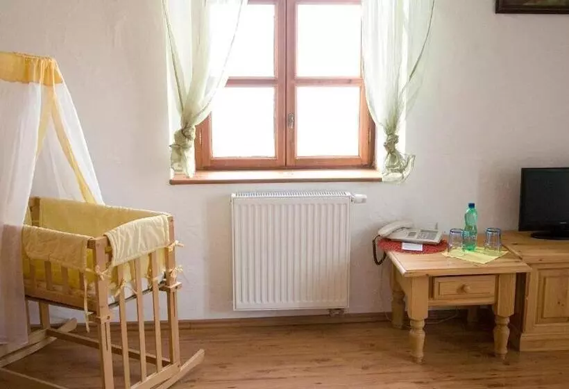 Hotelli U špejcharu