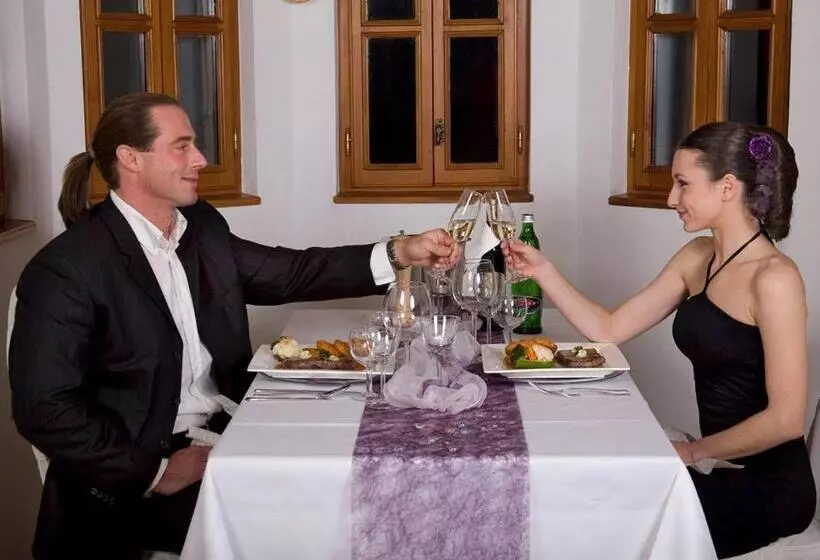 Hotelli U špejcharu