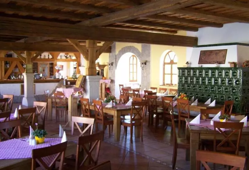 Hotelli U špejcharu