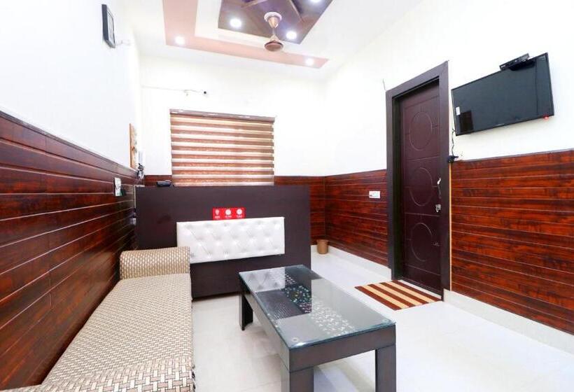 Oyo Hotel Chanderlok