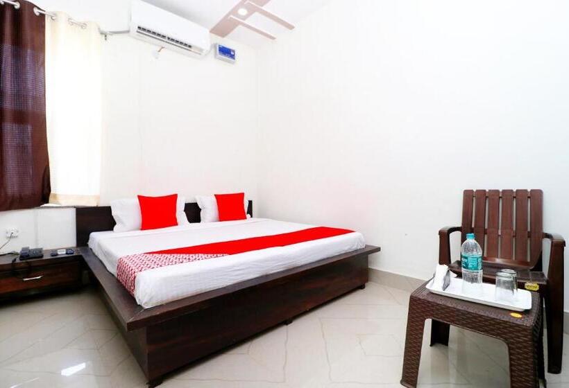 Oyo Hotel Chanderlok