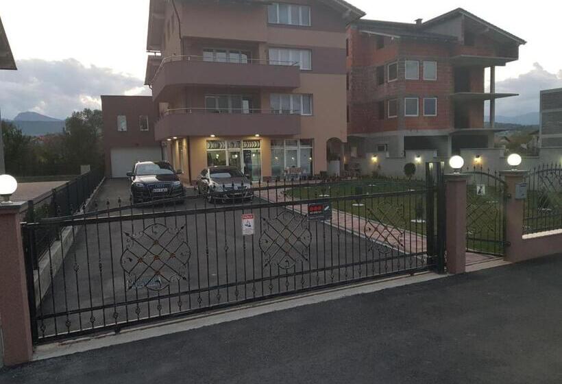 پانسیون Apartmani Kadunić