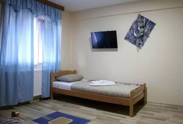 پانسیون Apartmani Kadunić