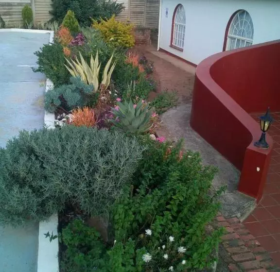 Majatalo Ezamampondo Guest House