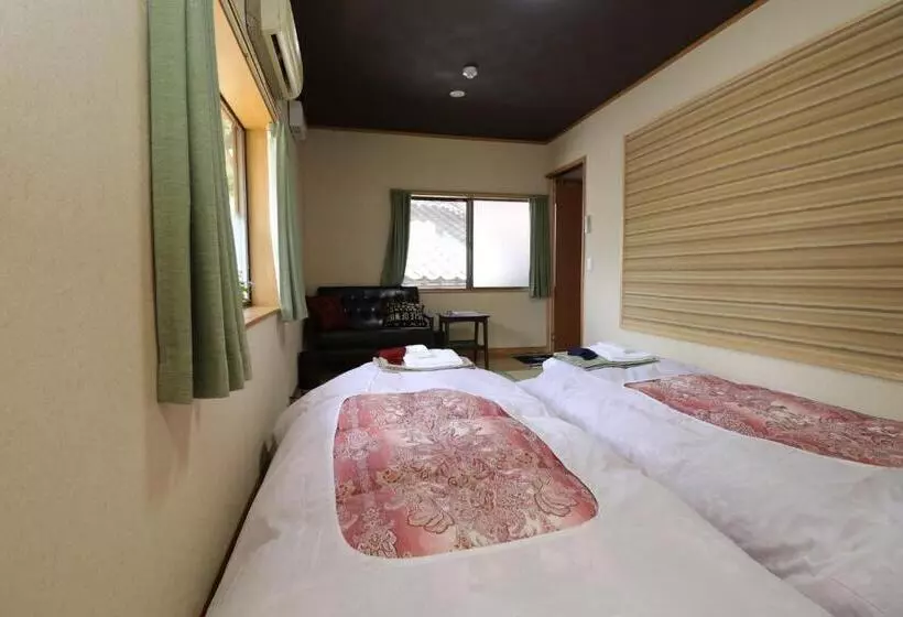 ペンション Guest House Motomiya