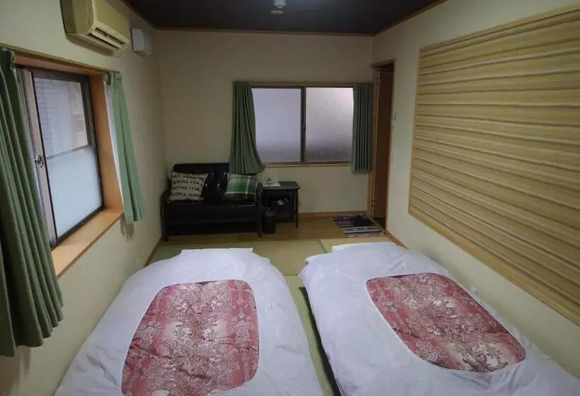 ペンション Guest House Motomiya