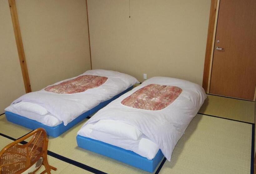 פנסיון Guest House Motomiya