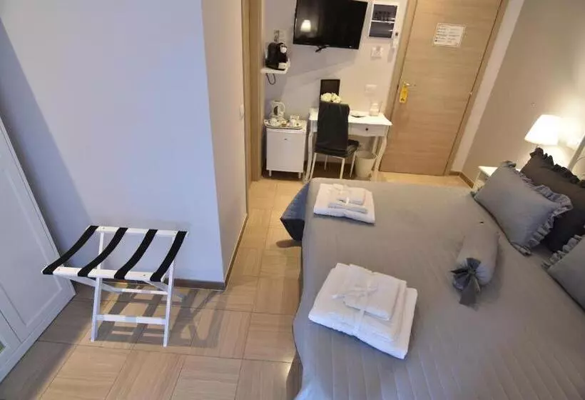 پانسیون Sunny Rooms
