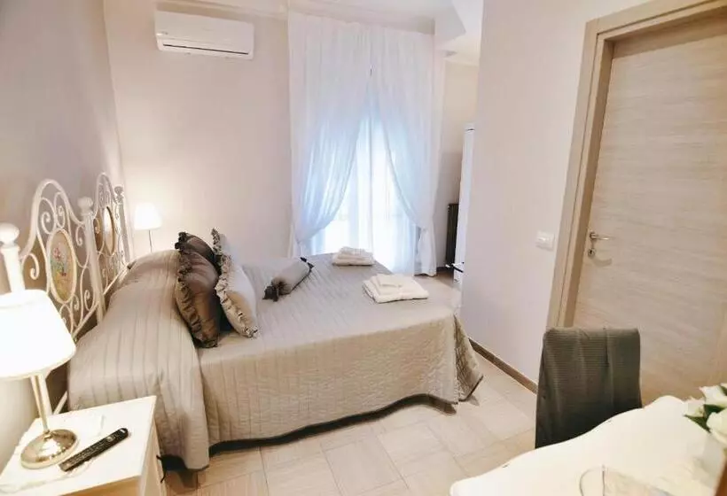 پانسیون Sunny Rooms
