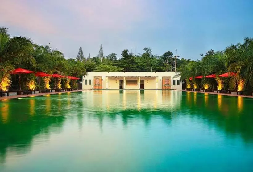 リゾートホテル 3z Pool Villa And