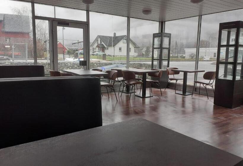 Курорт Adventure Hotel & Guesthouse Eidfjord New